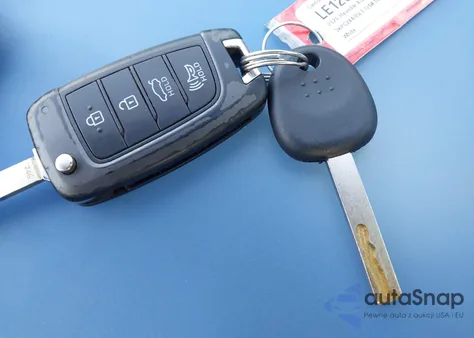 2020 Hyundai Accent Se из США, поврежденный, VIN 3KPC24A65LE126416